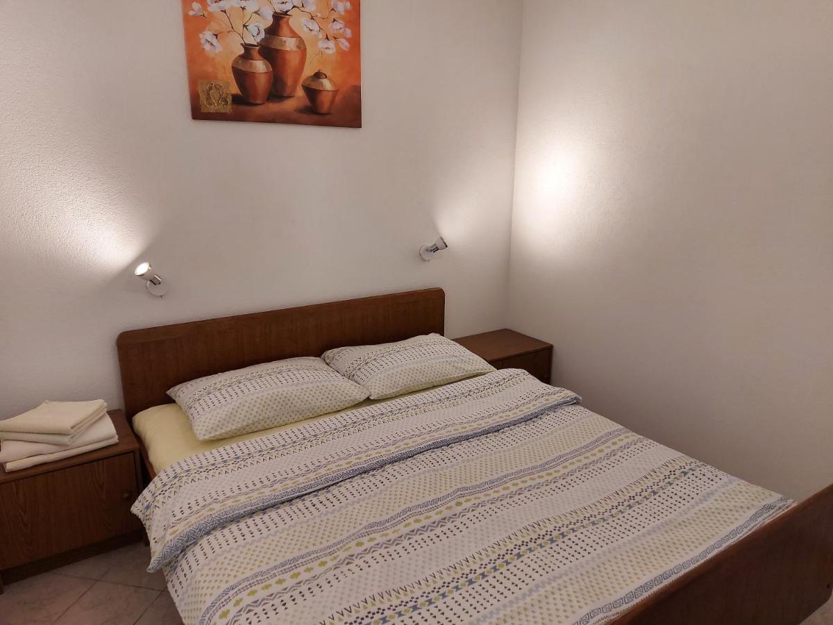 Apartments & Rooms Nensi 巴斯卡 外观 照片