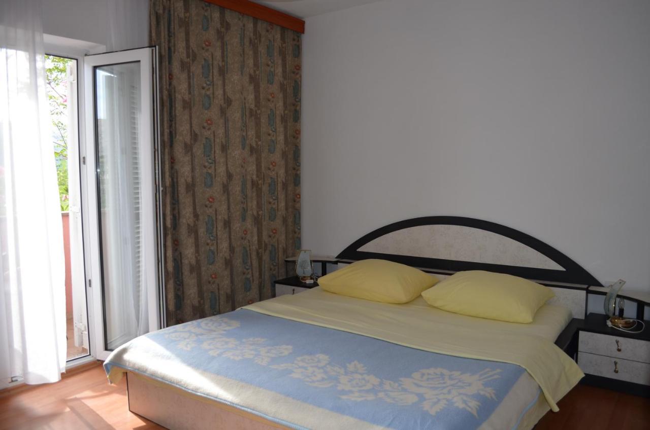 Apartments & Rooms Nensi 巴斯卡 外观 照片