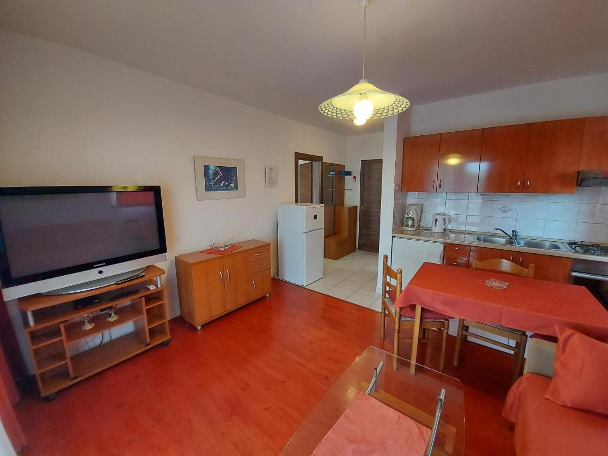 Apartments & Rooms Nensi 巴斯卡 外观 照片