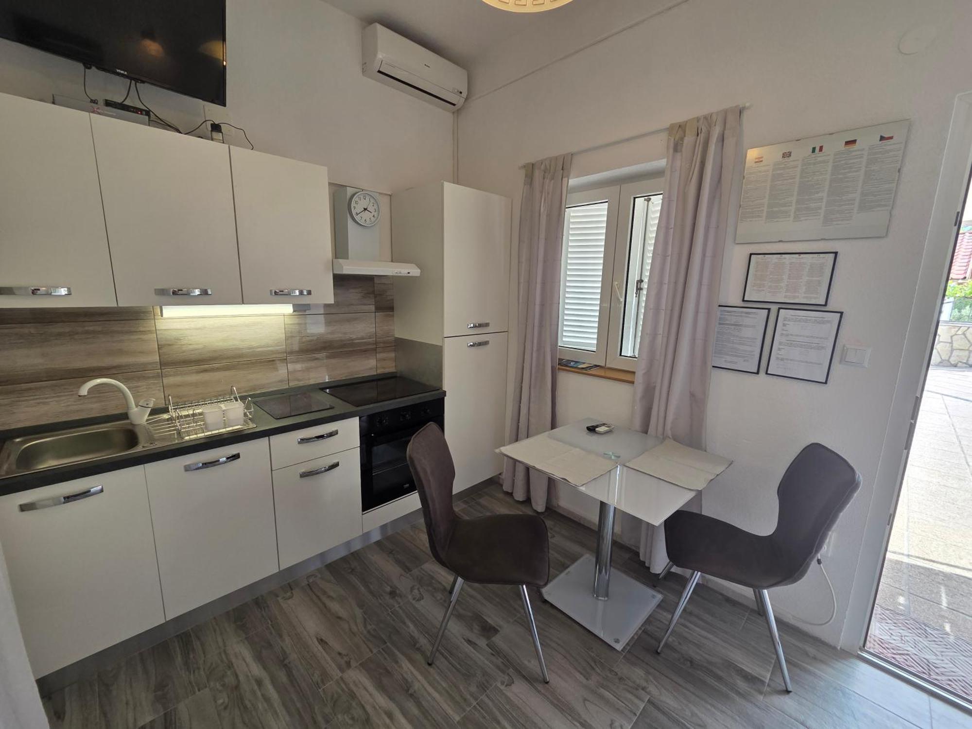 Apartments & Rooms Nensi 巴斯卡 外观 照片